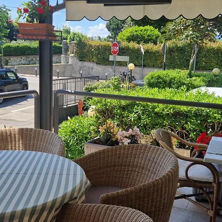 Hotel Marina Тори дел Бенако Екстериор снимка