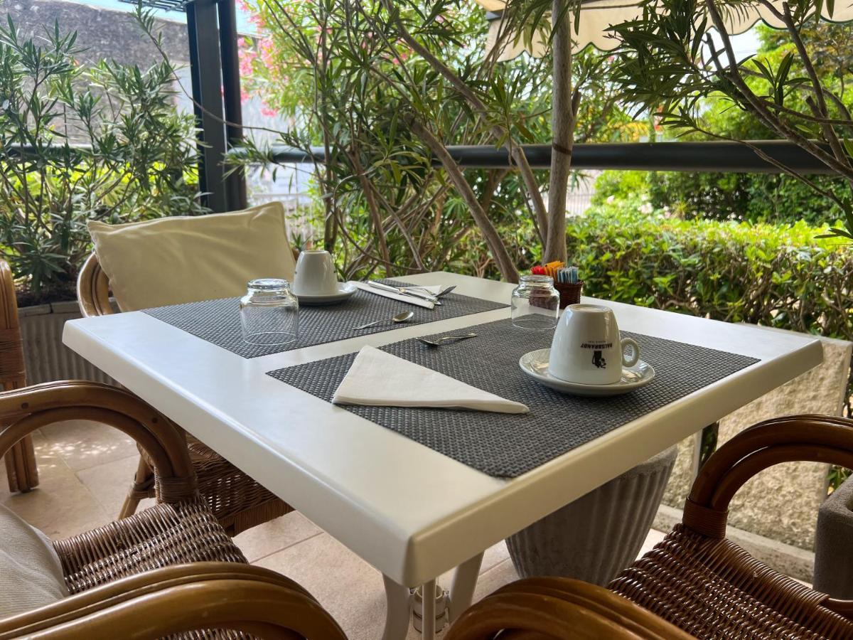 Hotel Marina Тори дел Бенако Екстериор снимка