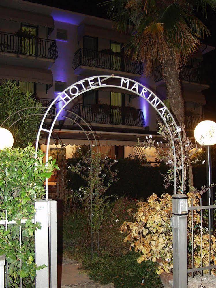 Hotel Marina Тори дел Бенако Екстериор снимка